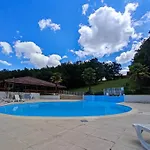 Paisible à Hébergement de vacances Mauroux (Lot)